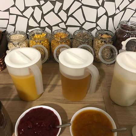 Pil Pil Hostel ビルバオ エクステリア 写真