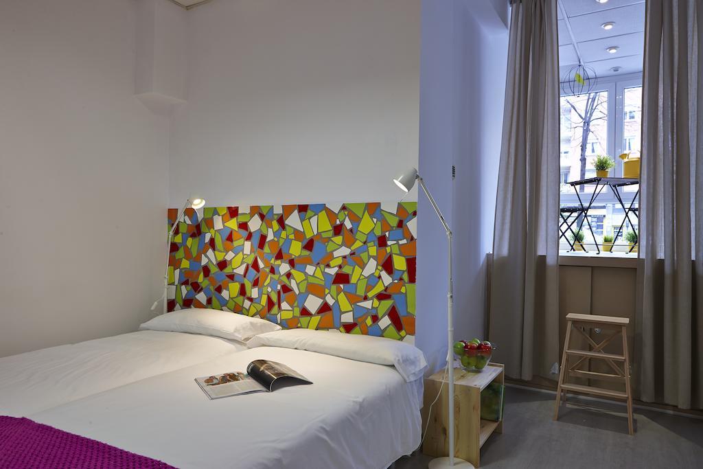 Pil Pil Hostel ビルバオ エクステリア 写真